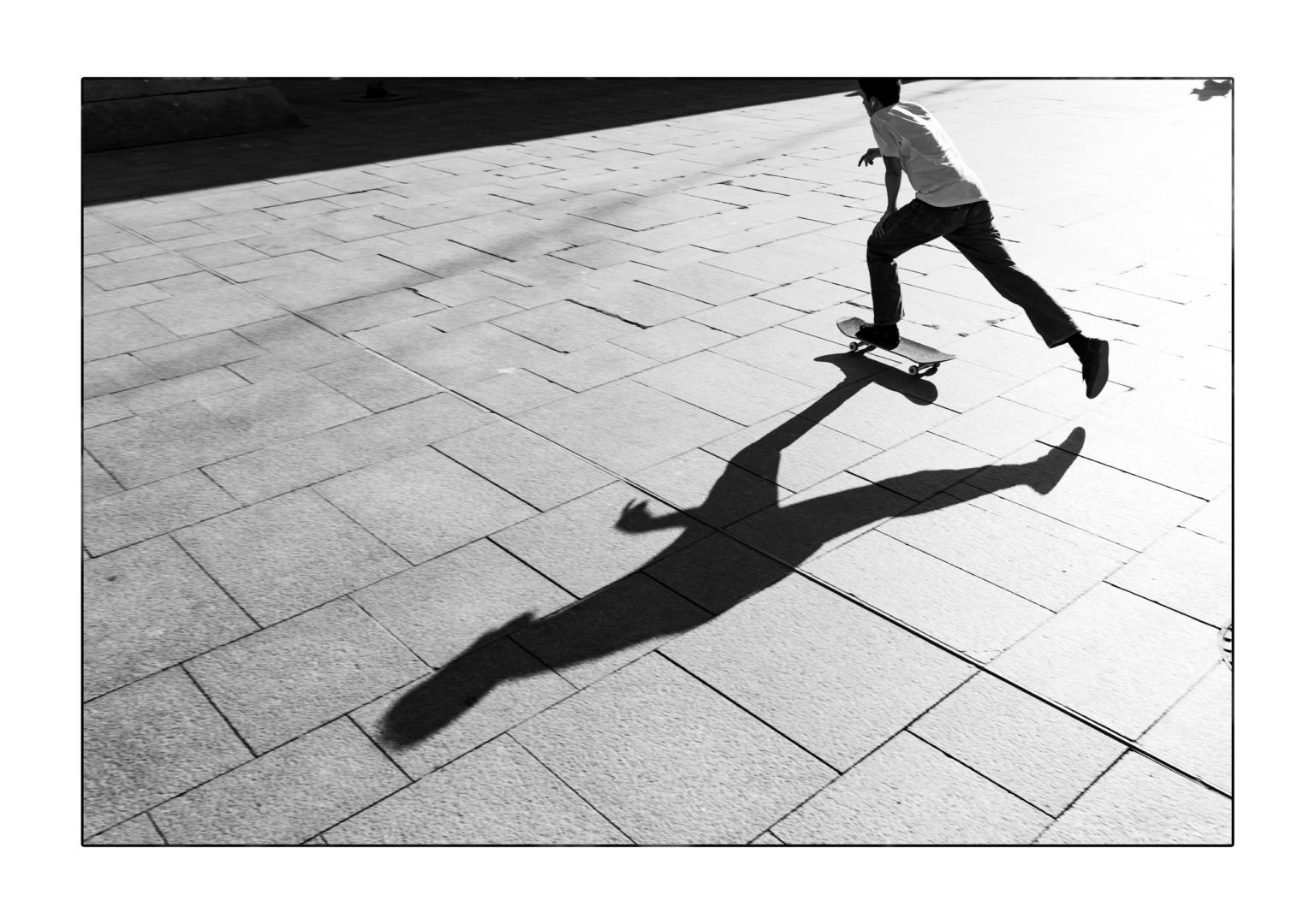 skateboarding_julian_ aaron sio